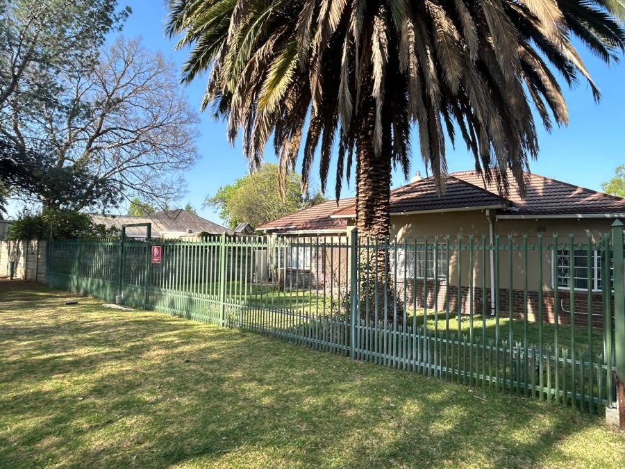 5 Bedroom Property for Sale in Park West Free State